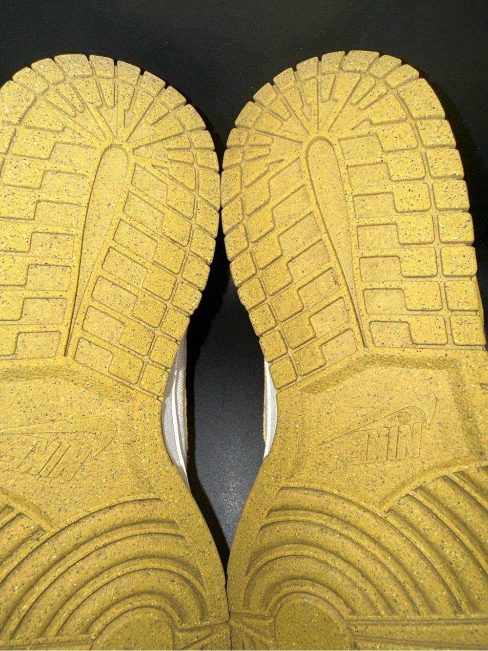 Size 9.5 - Nike Dunk Low Sun Club, DV1681-100, Clean, No Box, Minor Flaws, Good - Picture 10 of 11
